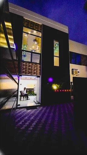 The HOTEL REGION KaRaCHI Entrance